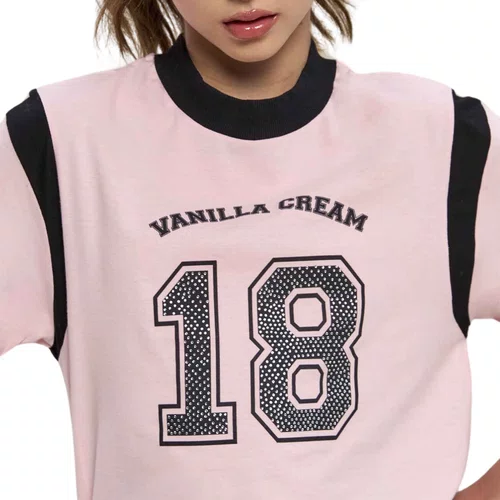 Blusa Tshirt Rosa College Vanilla Cream