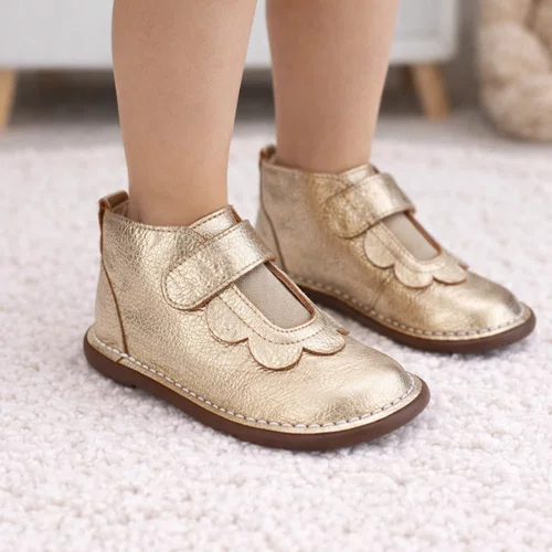Bota Bem Me Quer Couro Dore Dourado Petit Cheval
