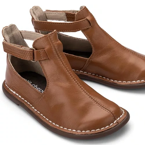 Bota Meia Lua Couro Nut Petit Cheval