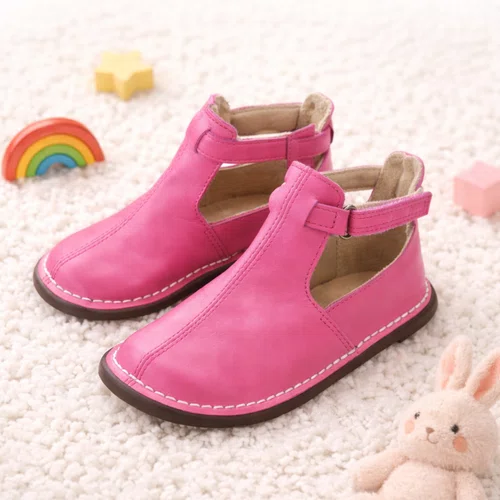 Bota Meia Lua Couro Rosa Pink Petit Cheval