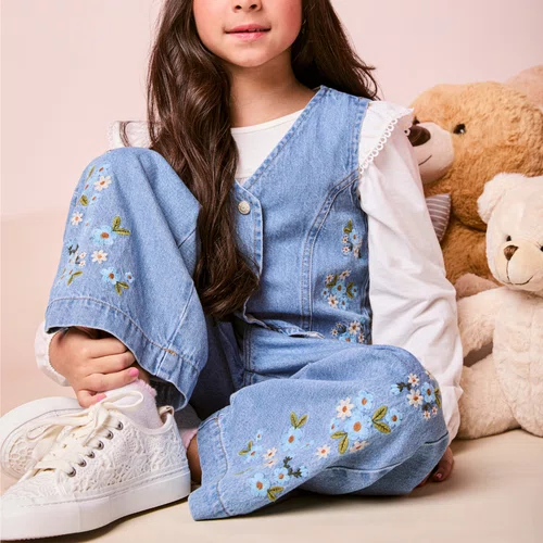 Calça Jeans Bordado Flores Momi