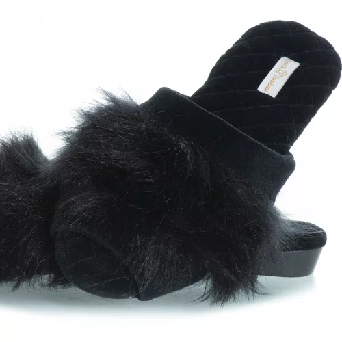 Pantufa Chinelo Karina Pelinho Preto Daniela Tombini