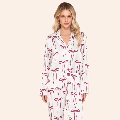 Pijama Aberto Feminino Longo em Satinê com Botões Tied In Magic Lua Luá