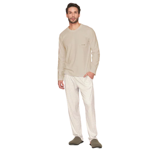 Pijama Comfort Masculino Xadrez com Bordado Slow Down