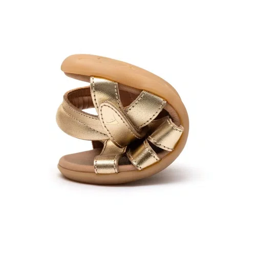 Sandália Couro Petal Dourada Metal Gold Tip Toey Joey