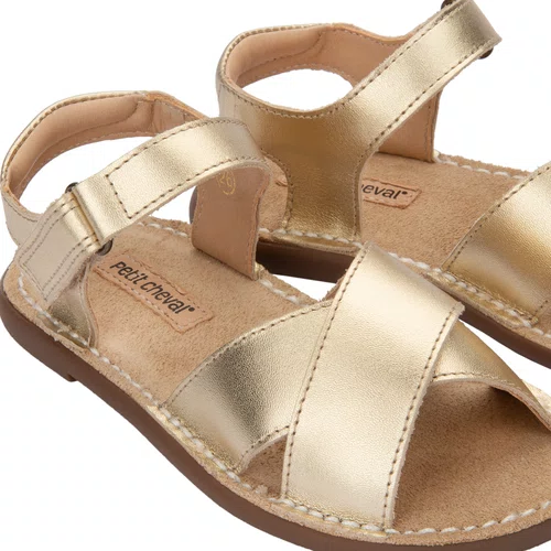 Sandália Teen Fantoche Couro Dore Dourado Petit Cheval