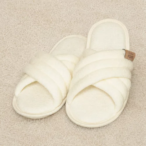Slider Feminino com Tiras Cruzadas Off White Lua Luá