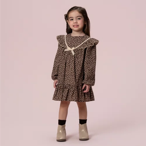 Vestido Florzinhas Café e Rendinhas Off Petit Cherie