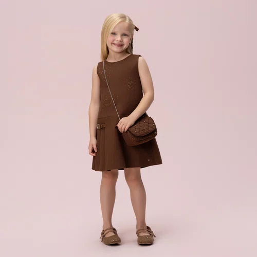 Vestido Salopete Corações Café Petit Cherie