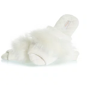 Pantufa Chinelo Karina Branco Pelinho Daniela Tombini