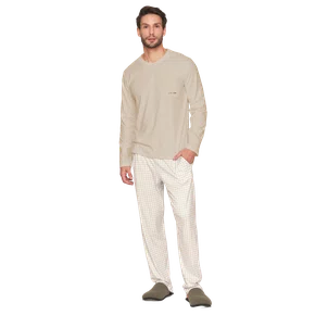 Pijama Comfort Masculino Xadrez com Bordado Slow Down