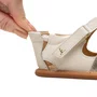 Sandalia Couro Criss Cross Antique White Tip Toey Joey